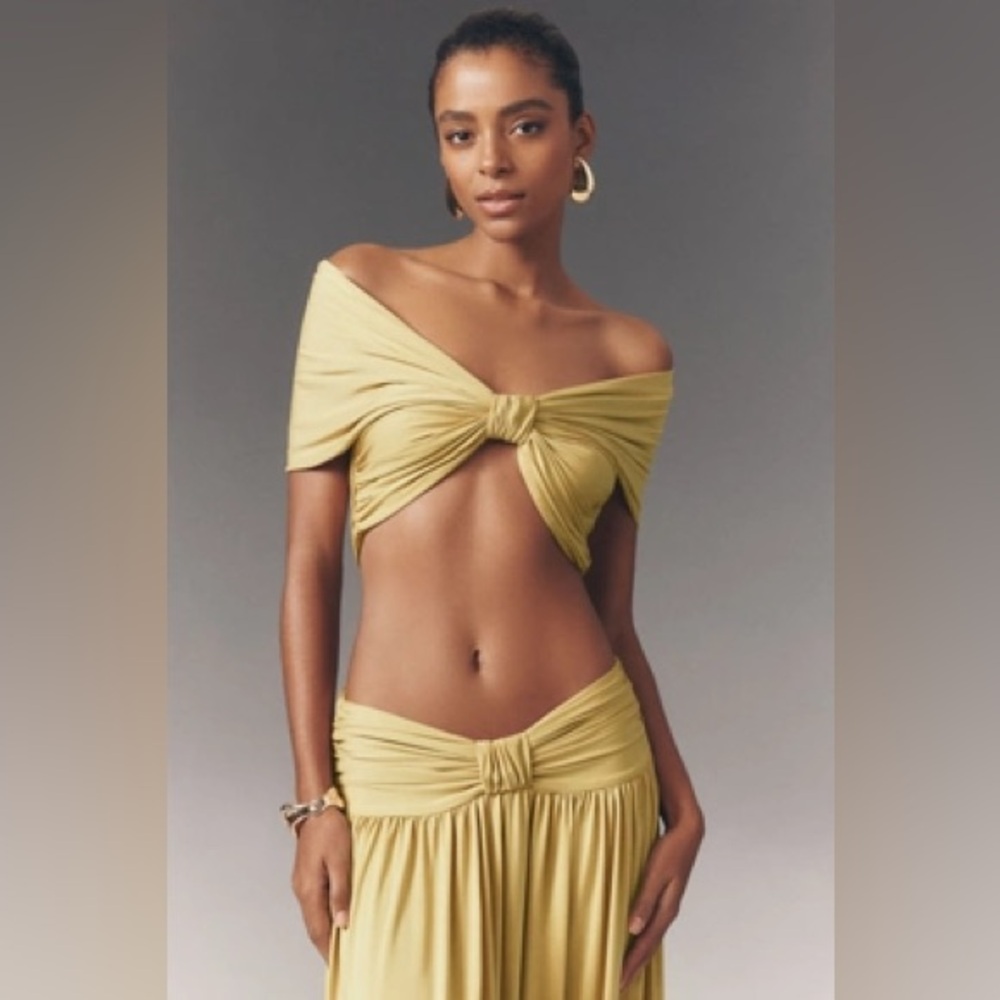 Gold two piece set crop top and skirt like cult Gaia - Picture 5 of 8